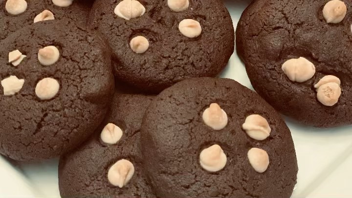 Healthy Whole Wheat Eggless Cookies. NO Sugar & NO Butter. Check out the YouTube video. https://youtu.be/cRcUBF6qHl8